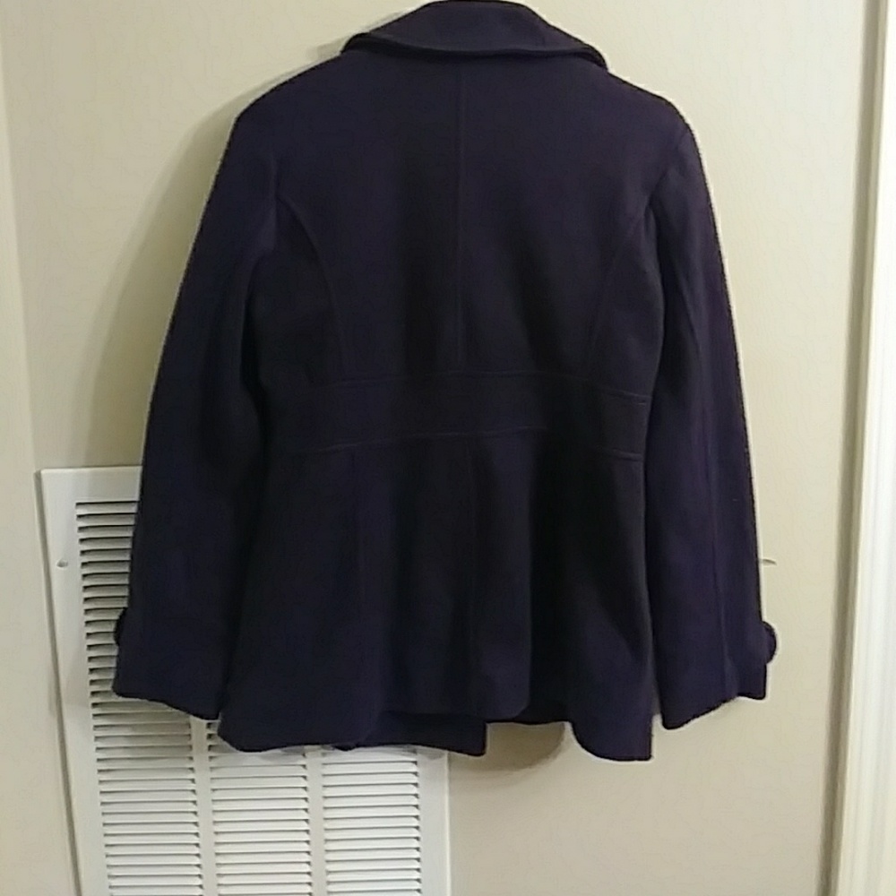 Jacket - Picture 3 of 3